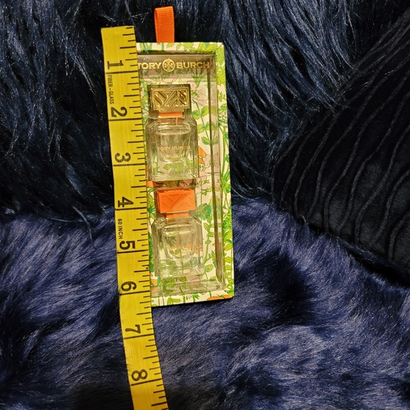 Tory Burch Eau De Parfum - Picture 4 of 6